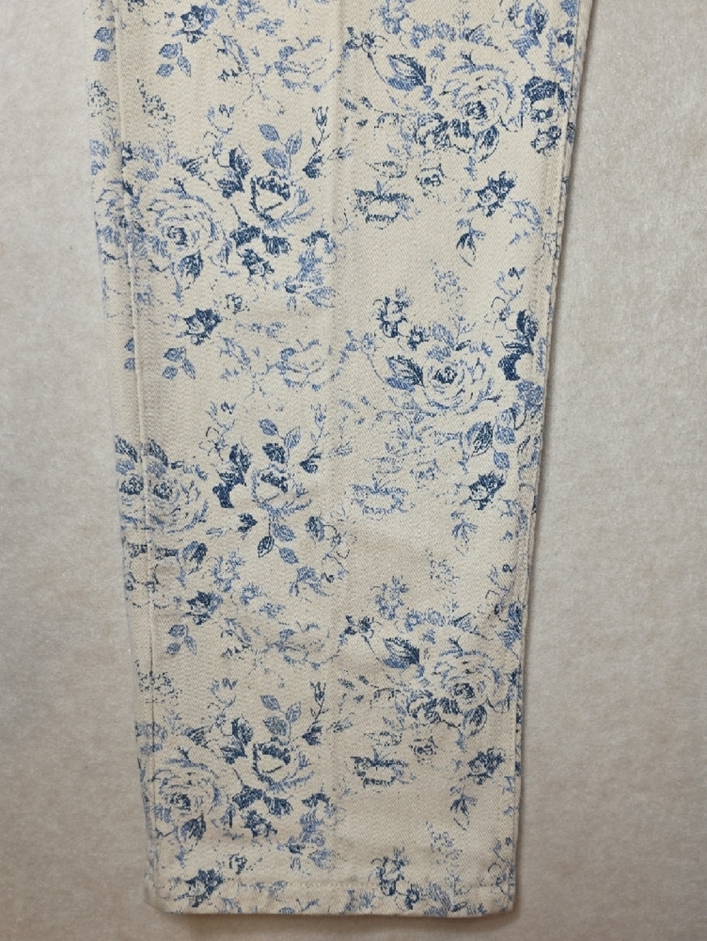 Lizwear Vintage Cream Blue Floral Toile Print Straight Leg Jeans 100% Cotton - Picture 4 of 11